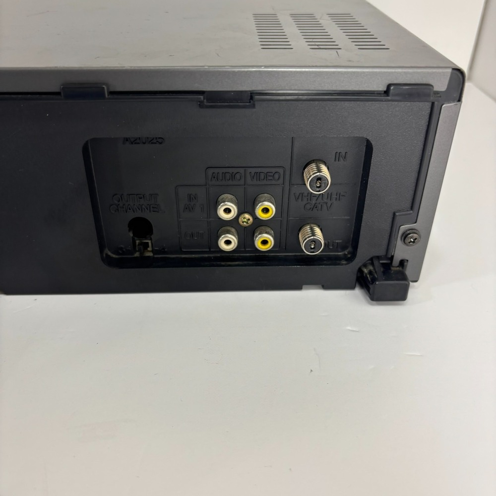 Sharp VC-A574U 4 Head VHS VCR Player Recorder Tested Works w/ Remote, Cables - Picture 10 of 12